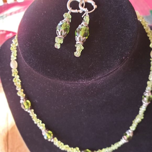 Natural Peridot Necklace & Earrings Set - Picture 2 of 5